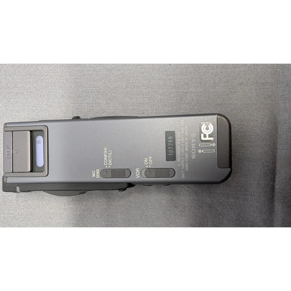 Sony IC Recorder ICD-BM1 Gray Digital Voice Recorder w/ 16MB Memory Stick -Works